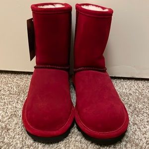 Girls bearpaw snow boots